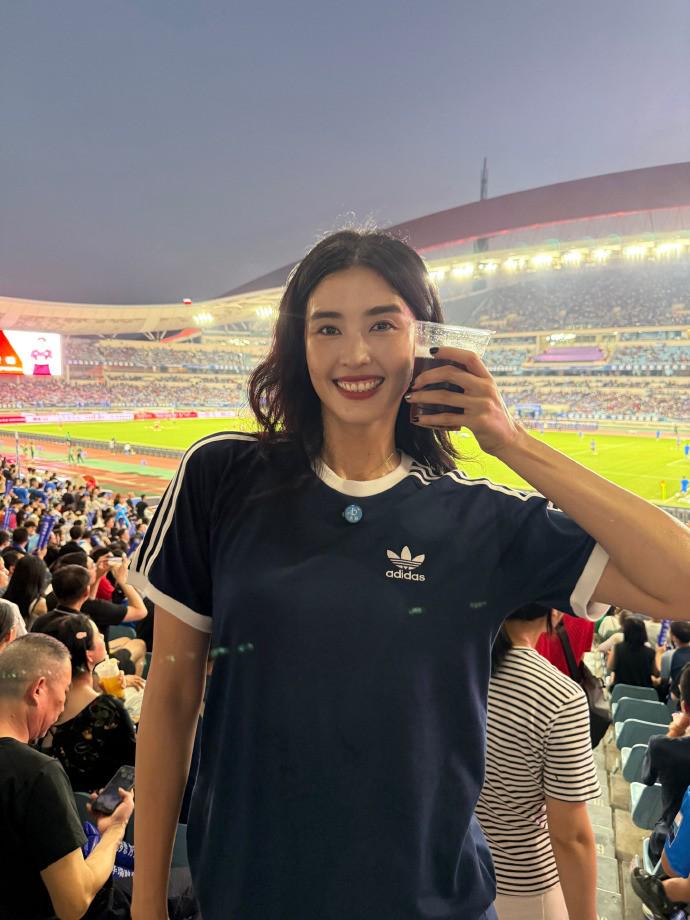 国门赵丽娜, 保住