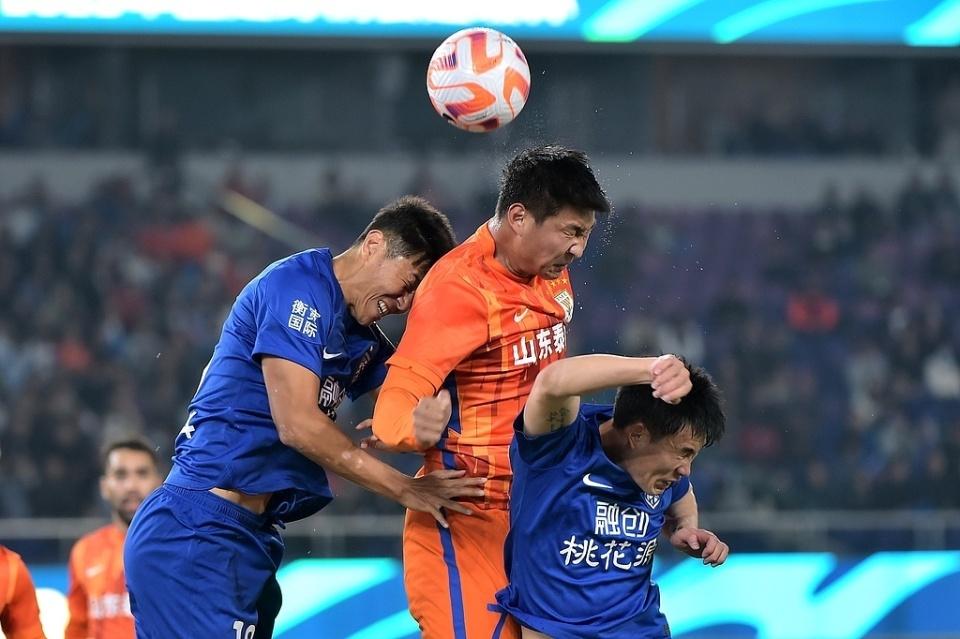 敬道, 后未能留队, 禁足前国脚 敬道, 后未能留队, 禁足前国脚