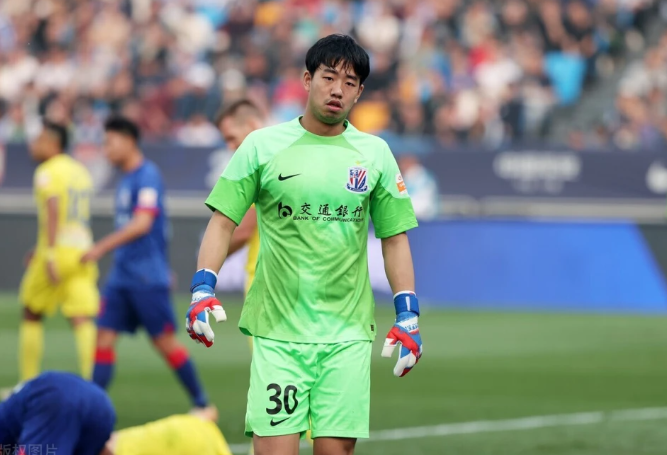 英联赛第一, ws, 赛客场零封